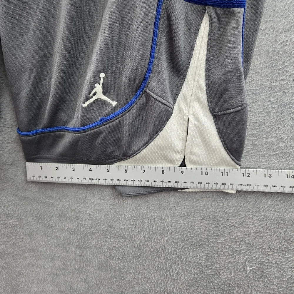 VINTAGE Air‎ Jordan Men Activewear Shorts L Gray Embroidered Jumpman Logo 10